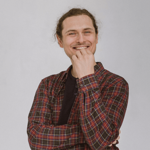 Михаил Непомнящий - веб-разработчик и преподаватель